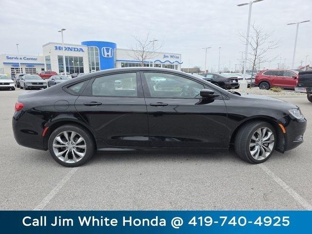 Chrysler 200 S AWD 2015