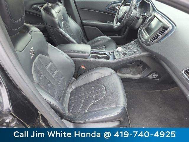 Chrysler 200 S AWD 2015