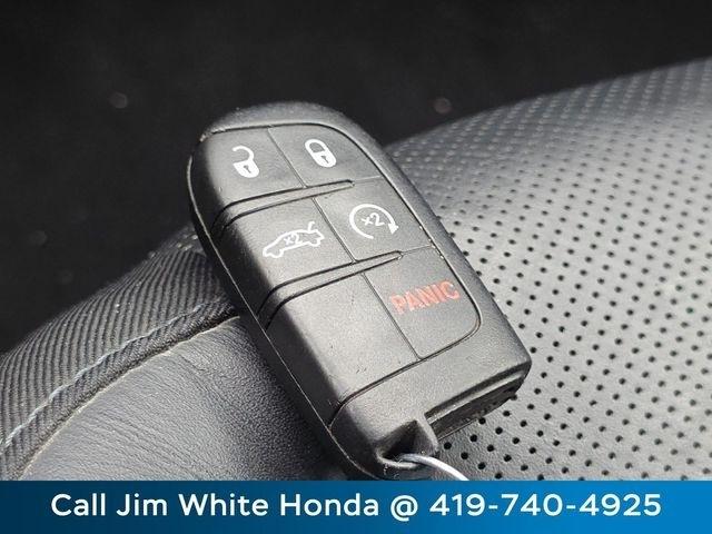 Chrysler 200 S AWD 2015