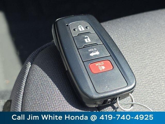 Toyota Camry Hybrid LE 2024