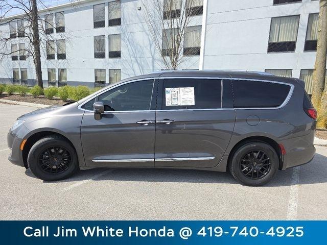 Chrysler Pacifica Touring-L 2019