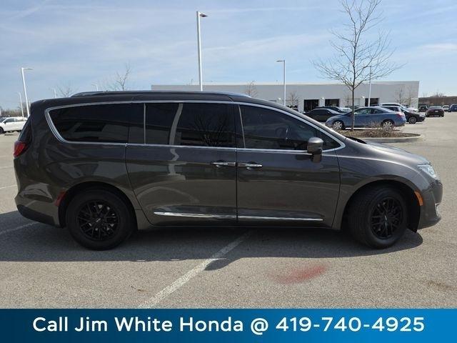 Chrysler Pacifica Touring-L 2019