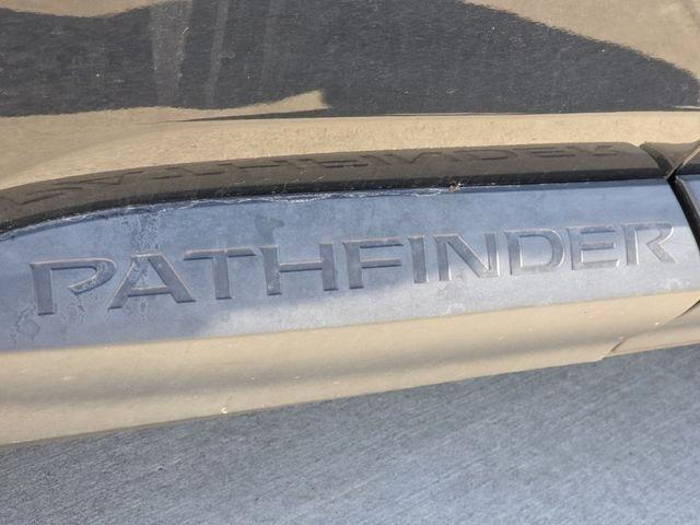 Nissan Pathfinder SV 4WD 2023
