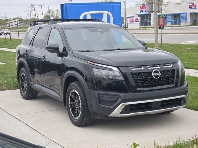Nissan Pathfinder SV 4WD 2023