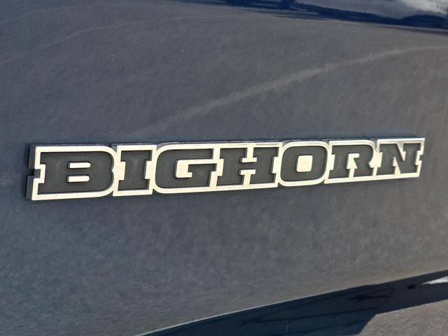 RAM 1500 Big Horn Crew Cab SWB 4WD 2020