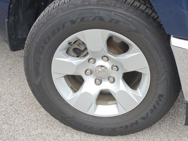 RAM 1500 Big Horn Crew Cab SWB 4WD 2020