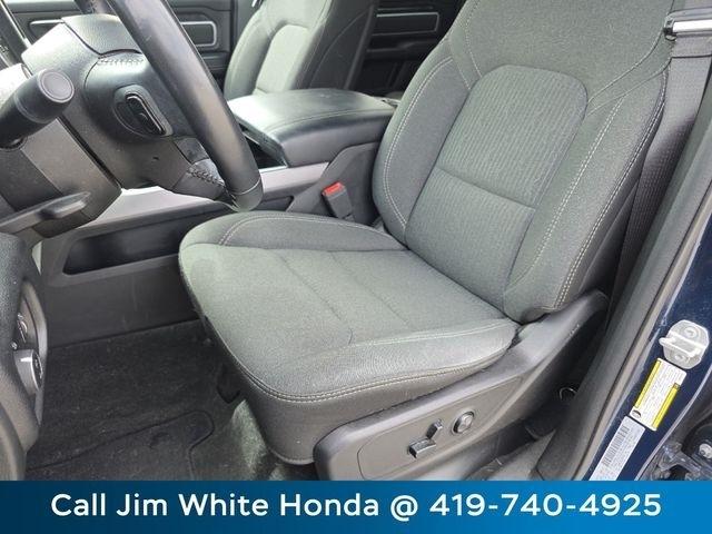 RAM 1500 Big Horn Crew Cab SWB 4WD 2020