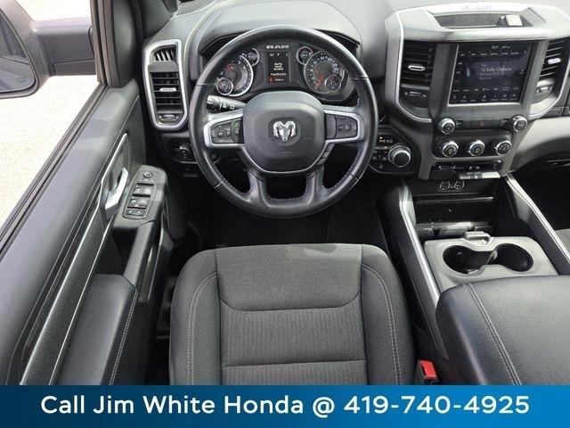 RAM 1500 Big Horn Crew Cab SWB 4WD 2020