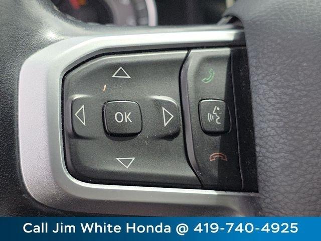 RAM 1500 Big Horn Crew Cab SWB 4WD 2020