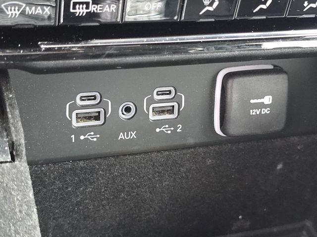 Jeep Grand Cherokee L Limited 4WD 2022