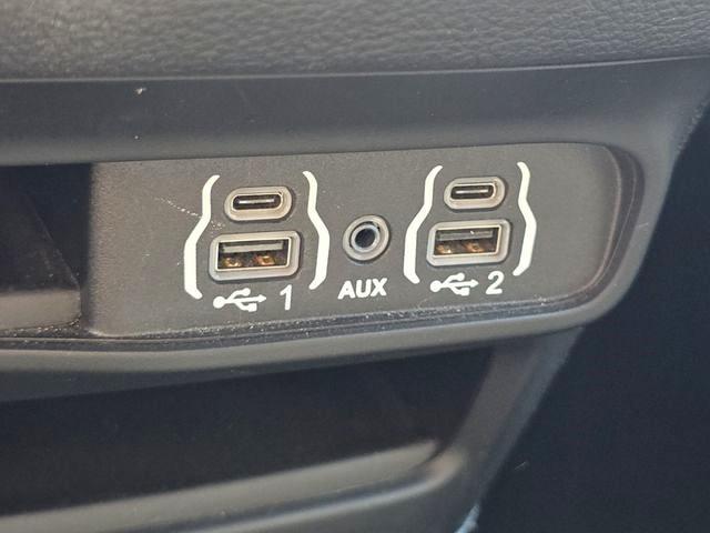 Chrysler Pacifica Hybrid Select 2024