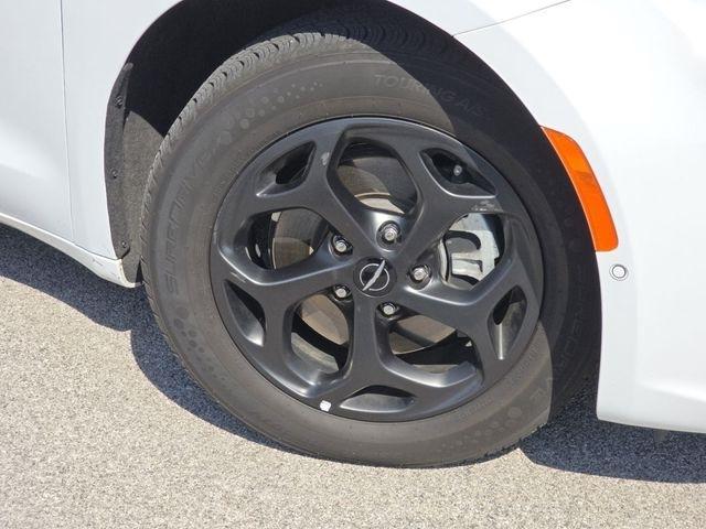 Chrysler Pacifica Hybrid Select 2024