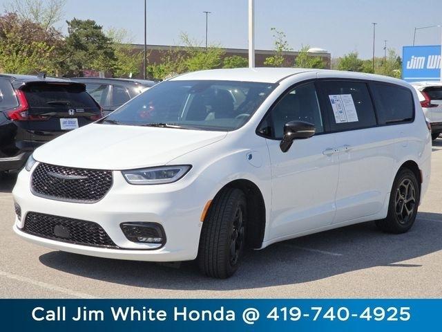 Chrysler Pacifica Hybrid Select 2024