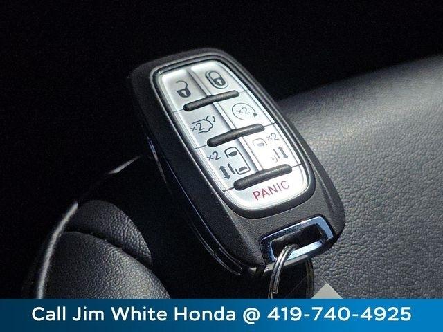 Chrysler Pacifica Hybrid Select 2024