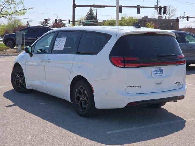 Chrysler Pacifica Hybrid Select 2024