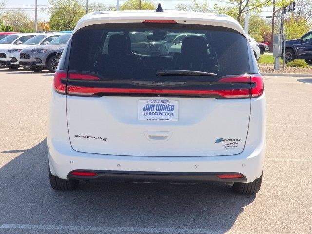 Chrysler Pacifica Hybrid Select 2024