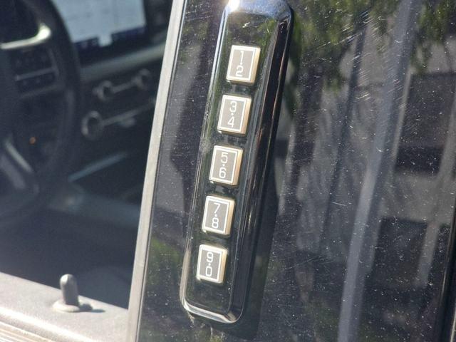 Ford F-150 Lariat SuperCrew 5.5-ft. Bed 4WD 2022