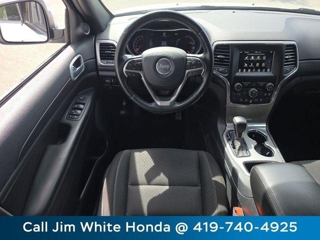 Jeep Grand Cherokee Laredo 4WD 2020