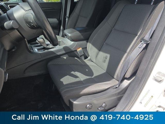 Jeep Grand Cherokee Laredo 4WD 2020