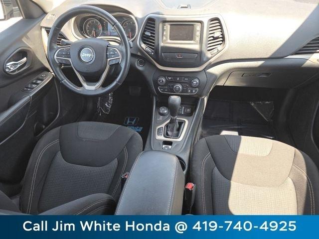 Jeep Cherokee Latitude 4WD 2016