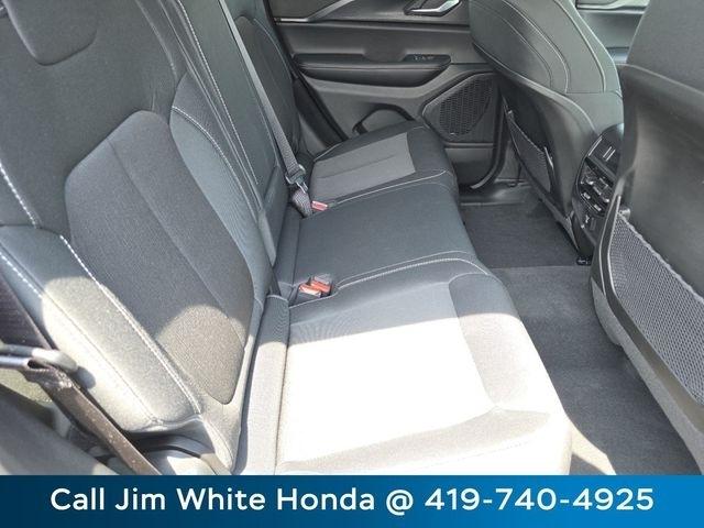 Jeep Grand Cherokee Laredo 4WD 2025