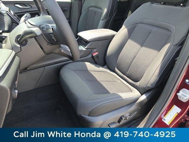 Jeep Grand Cherokee Laredo 4WD 2025