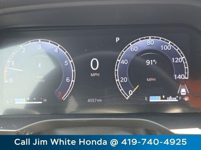 Jeep Grand Cherokee Laredo 4WD 2025