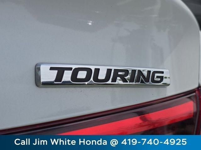 Honda Civic Touring Sedan CVT 2023