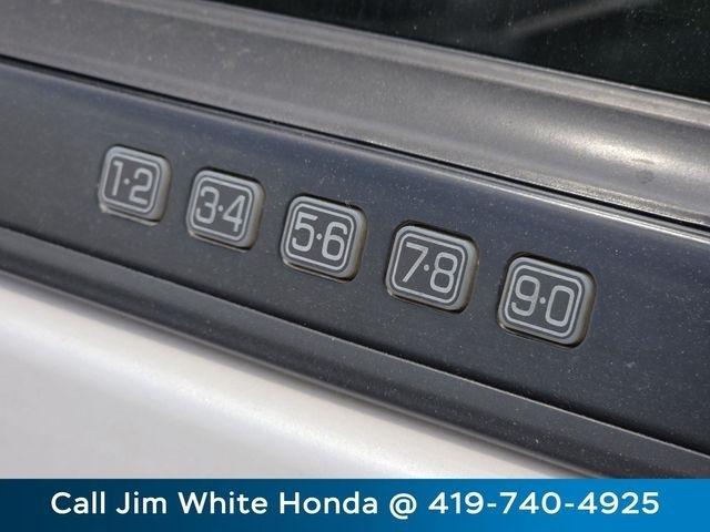 Ford Expedition EL Limited 4WD 2010