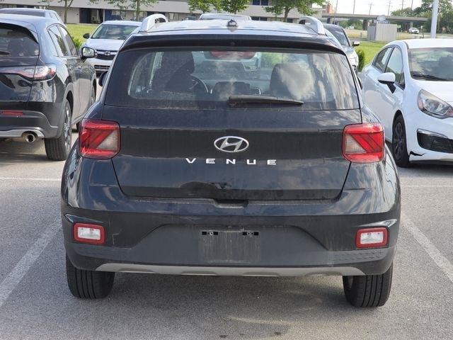 Hyundai Venue SEL 2023