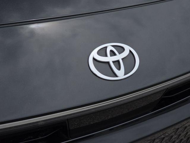 Toyota Crown XLE 2024