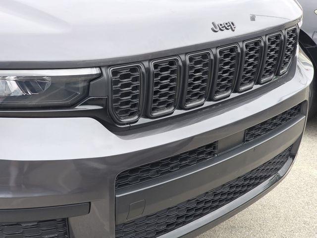 Jeep Grand Cherokee L Laredo 4WD 2024