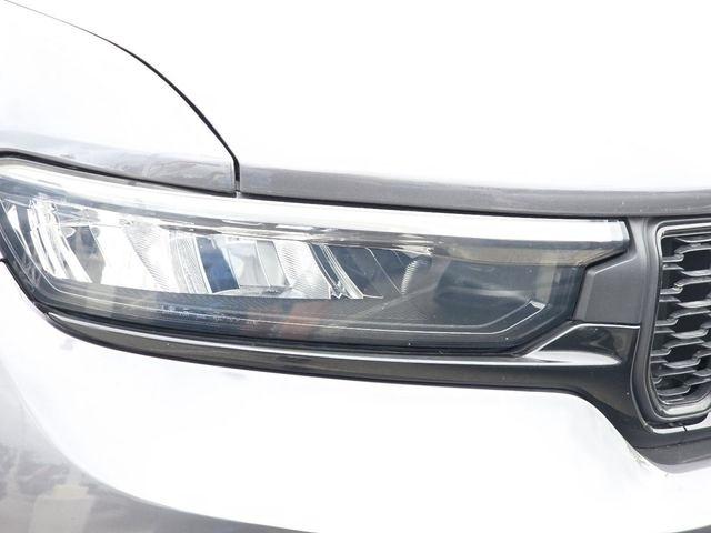Jeep Grand Cherokee L Laredo 4WD 2024