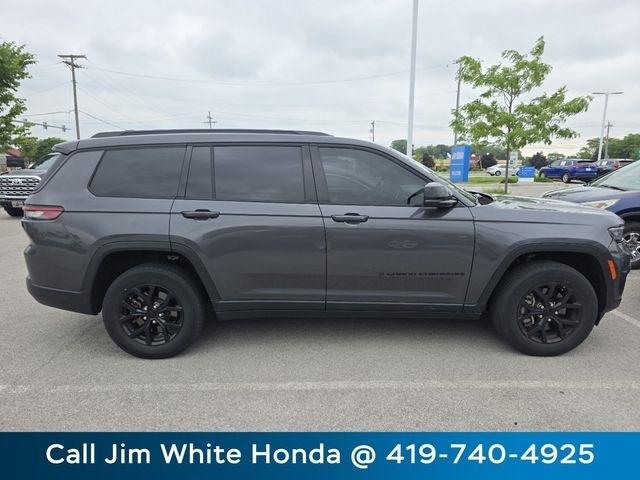 Jeep Grand Cherokee L Laredo 4WD 2024