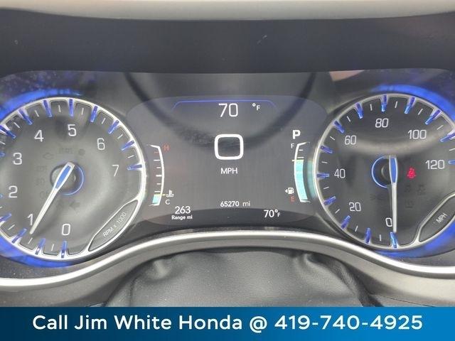 Chrysler Pacifica Touring L 2024