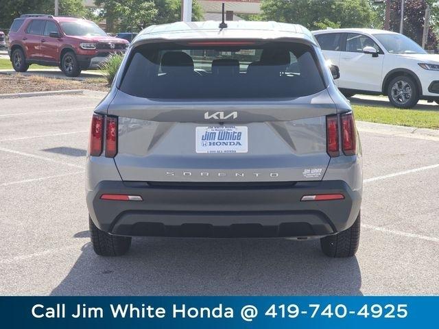 Kia Sorento LX 2WD 2022
