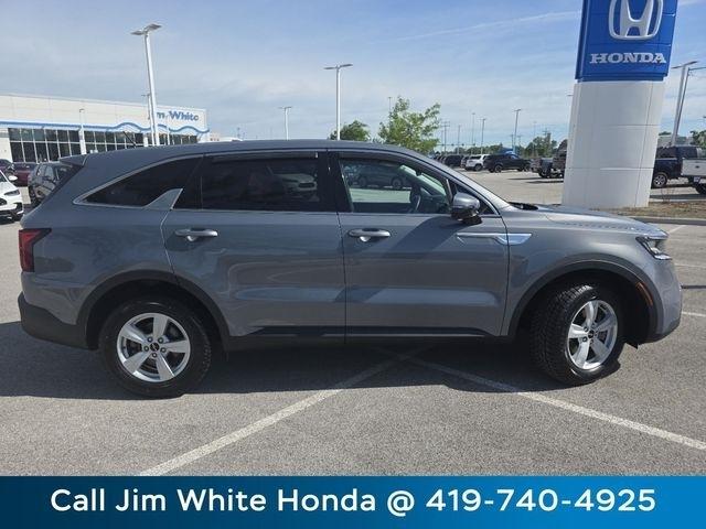 Kia Sorento LX 2WD 2022
