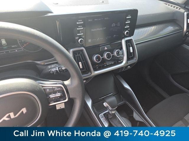 Kia Sorento LX 2WD 2022