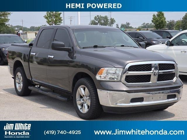 RAM 1500 SLT Crew Cab SWB 4WD 2017