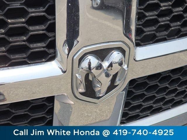 RAM 1500 SLT Crew Cab SWB 4WD 2017