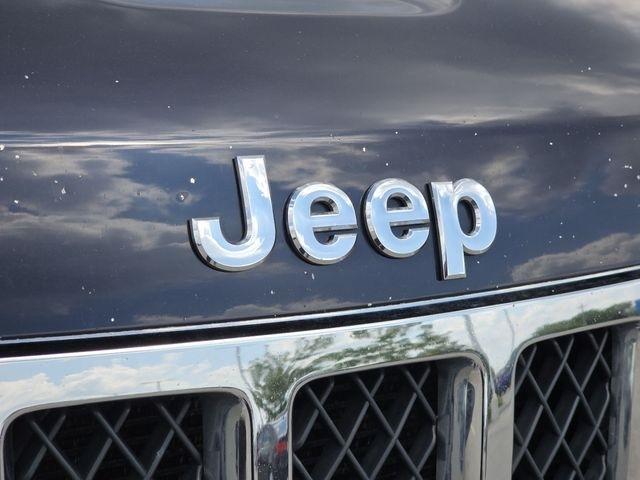 Jeep Grand Cherokee Overland 4WD 2011