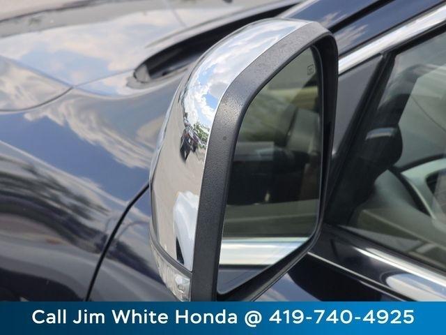 Jeep Grand Cherokee Overland 4WD 2011