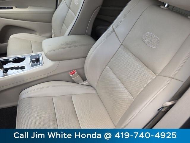 Jeep Grand Cherokee Overland 4WD 2011