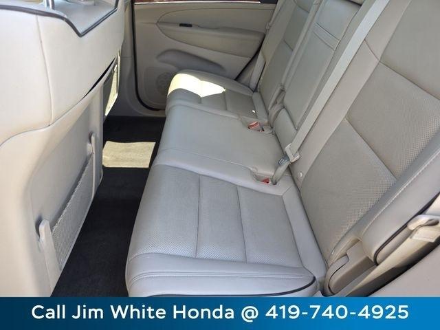 Jeep Grand Cherokee Overland 4WD 2011