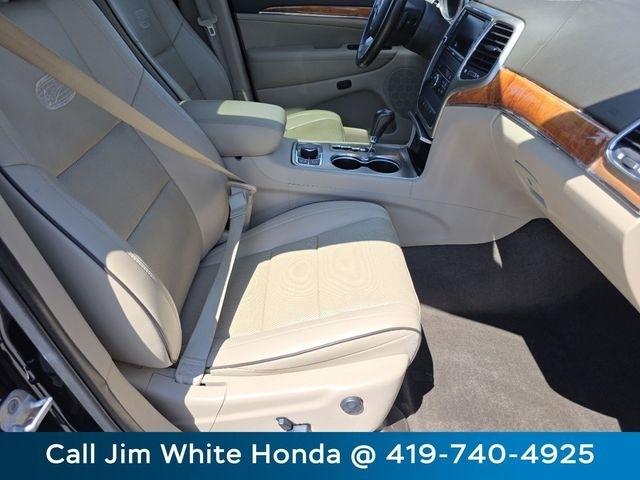 Jeep Grand Cherokee Overland 4WD 2011