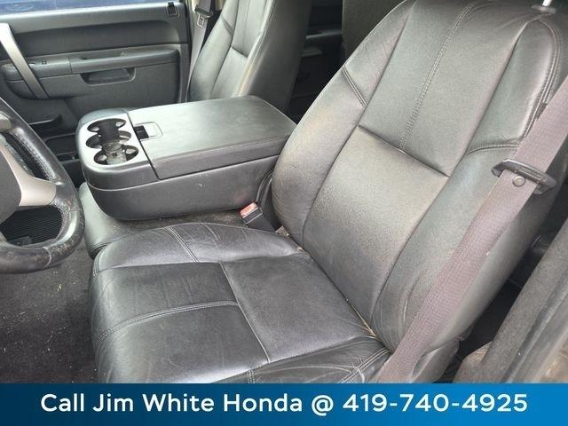 Chevrolet Silverado 1500 LT Crew Cab 4WD 2012