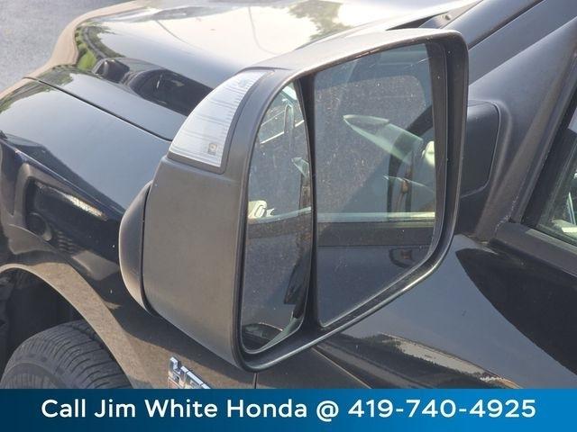 RAM 1500 SLT Crew Cab 4WD 2013