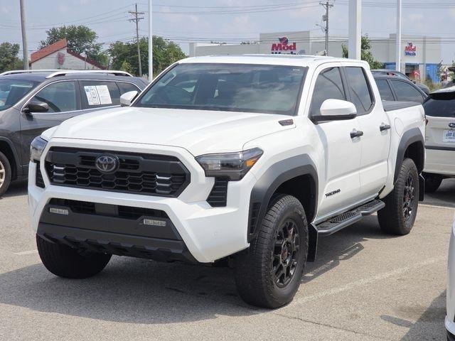 Toyota Tacoma Double Cab 4WD 2025