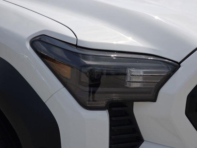 Toyota Tacoma Double Cab 4WD 2025