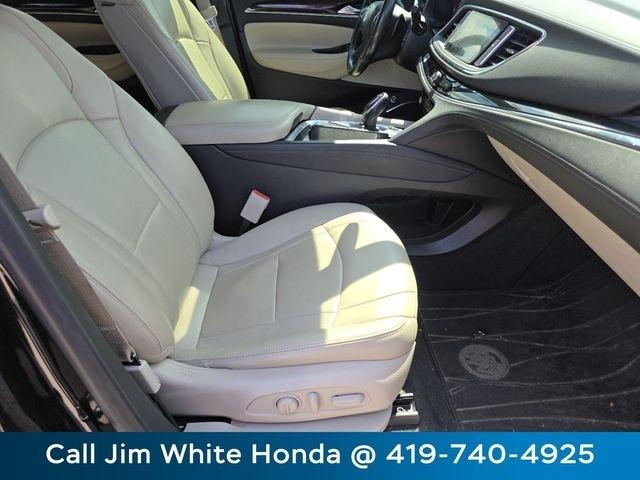 Buick Enclave Essence AWD 2019